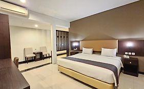 Grage Hotel Malang By Tos